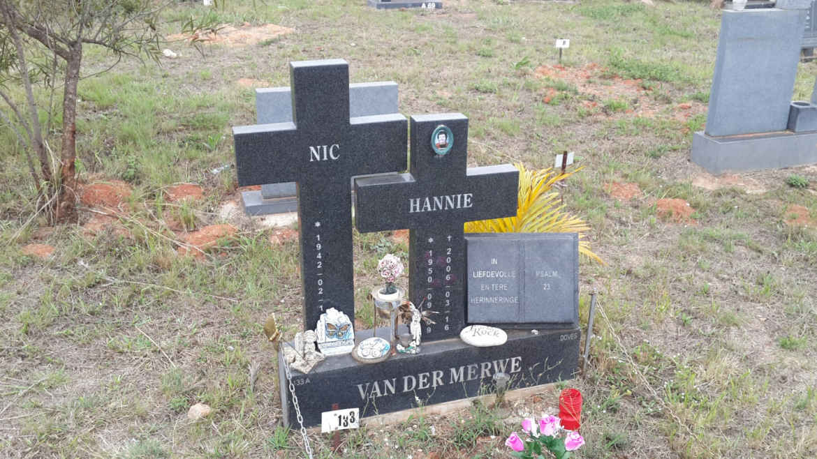 MERWE Nic, van der 1942- &amp; Hannie 1950-2006