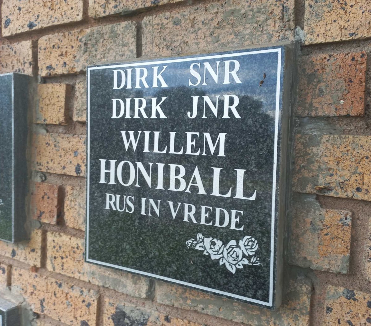 HONIBALL Dirk Snr :: HONIBALL Dirk Jnr :: HONIBALL Willem 