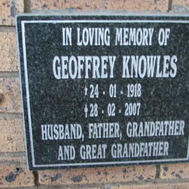KNOWLES Geoffrey 1918-2007