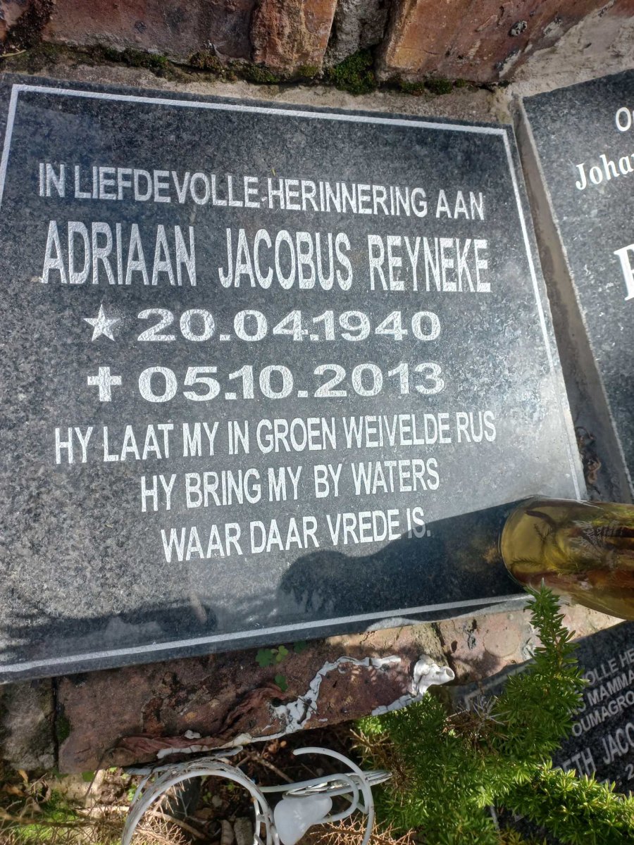 REYNEKE Adriaan Jacobus 1940-2013