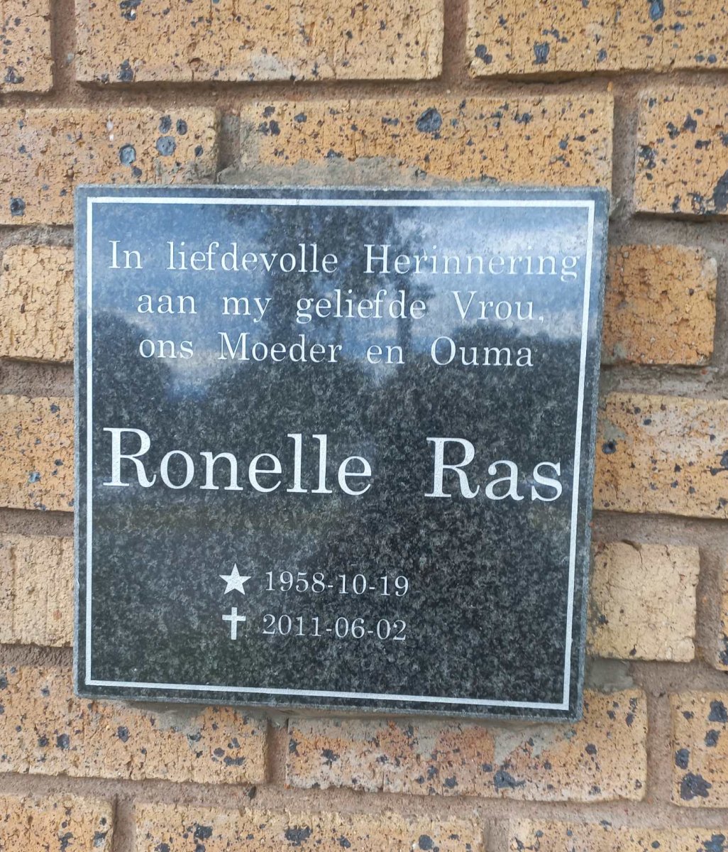 RAS Ronelle 1958-2011
