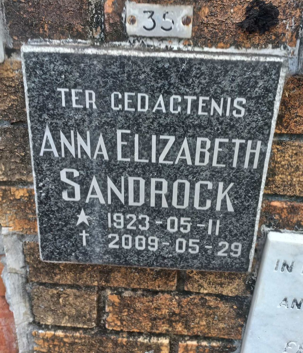 SANDROCK Anna Elizabeth 1923-2009