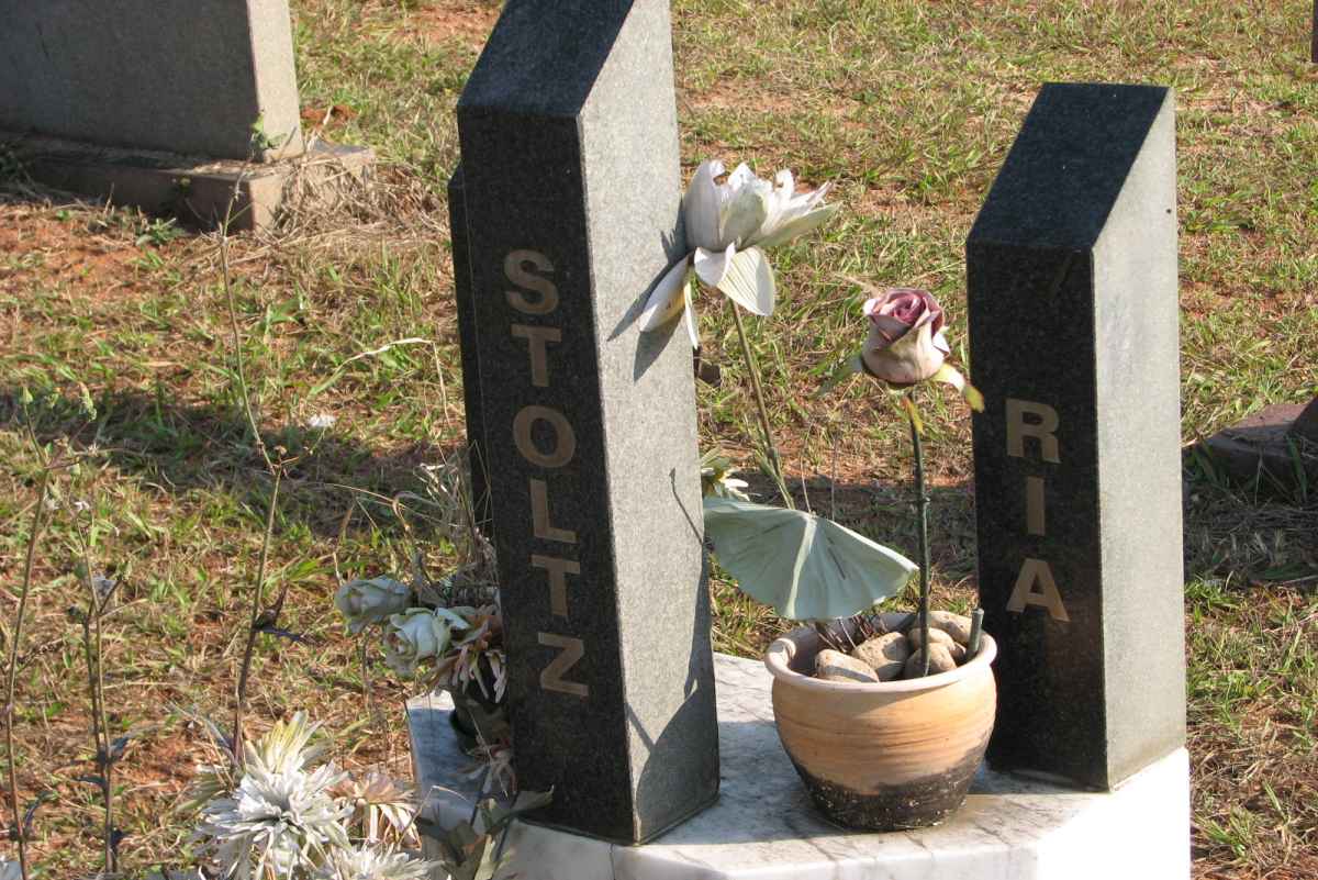 STOLTZ Ria