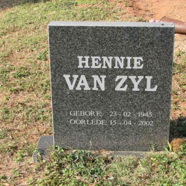 ZYL Hennie, van 1945-2002