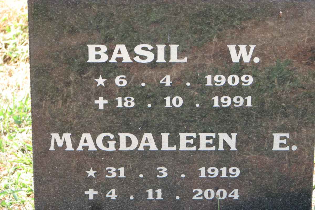 ? Basil W. 1909-1991 &amp; Magdaleen E. 1919-2004