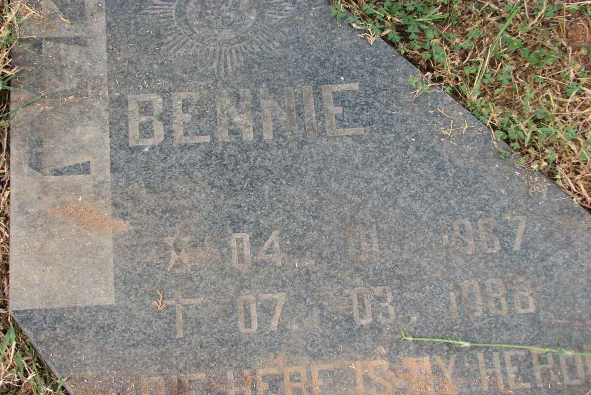 ?? Bennie 1967-1988
