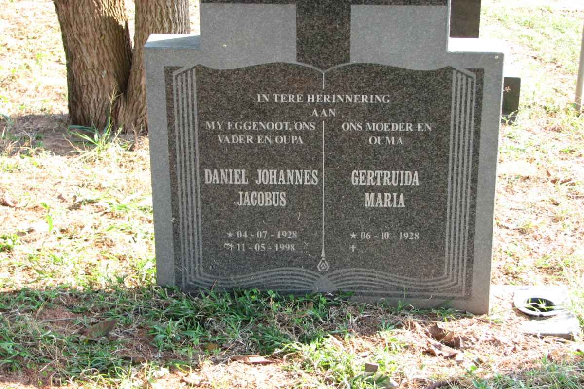 ? Daniel Johannes Jacobus 1928-1998 &amp; Gertruida Maria 1928-