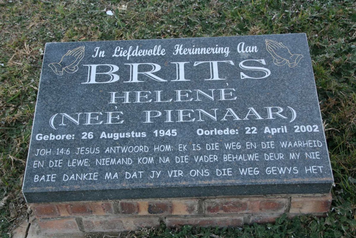 BRITS Helene nee PIENAAR 1945-2002