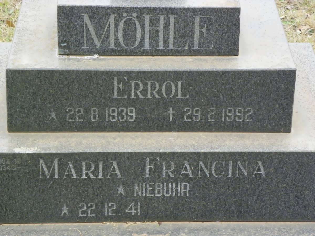 MÖHLE Errol 1939-1992 &amp; Maria Francina NIEBUHR 1941-