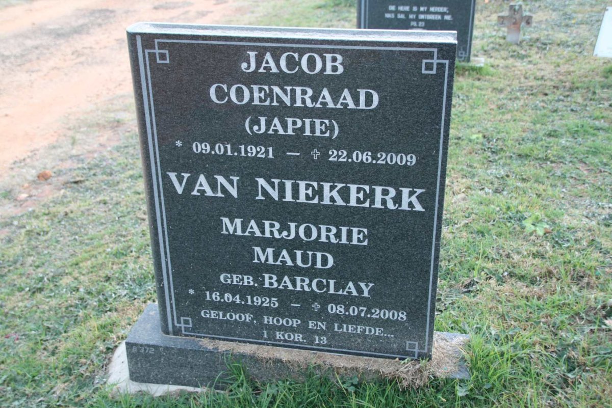NIEKERK Jacob Coenraad, van 1921-2009 &amp; Marjorie Maud BARCLAY 1925-2008