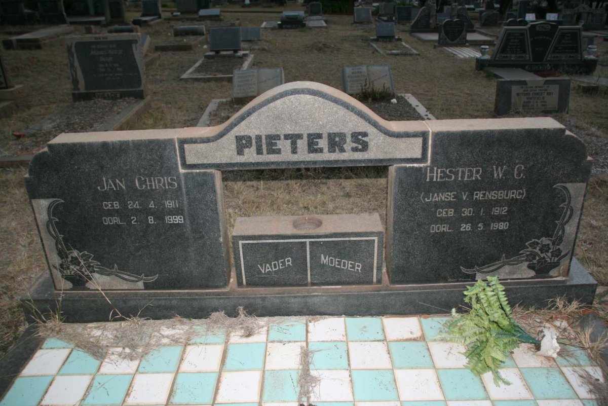 PIETERS Jan Chris 1911-1999 &amp; Hester W.C. Janse v RENSBURG 1912-1980