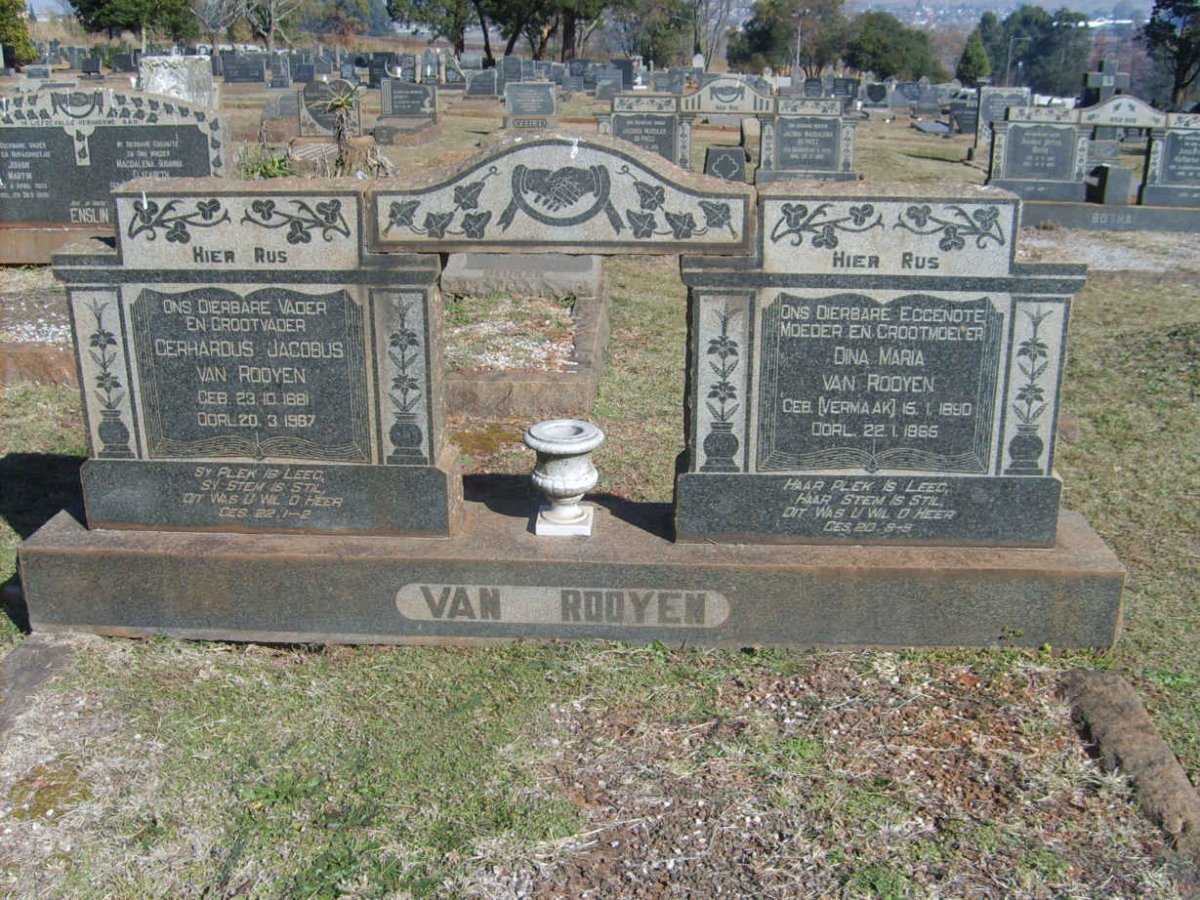 ROOYEN Gerhardus Jacobus, van 1881-1967 &amp; Dina Maria VERMAAK 1890-1965