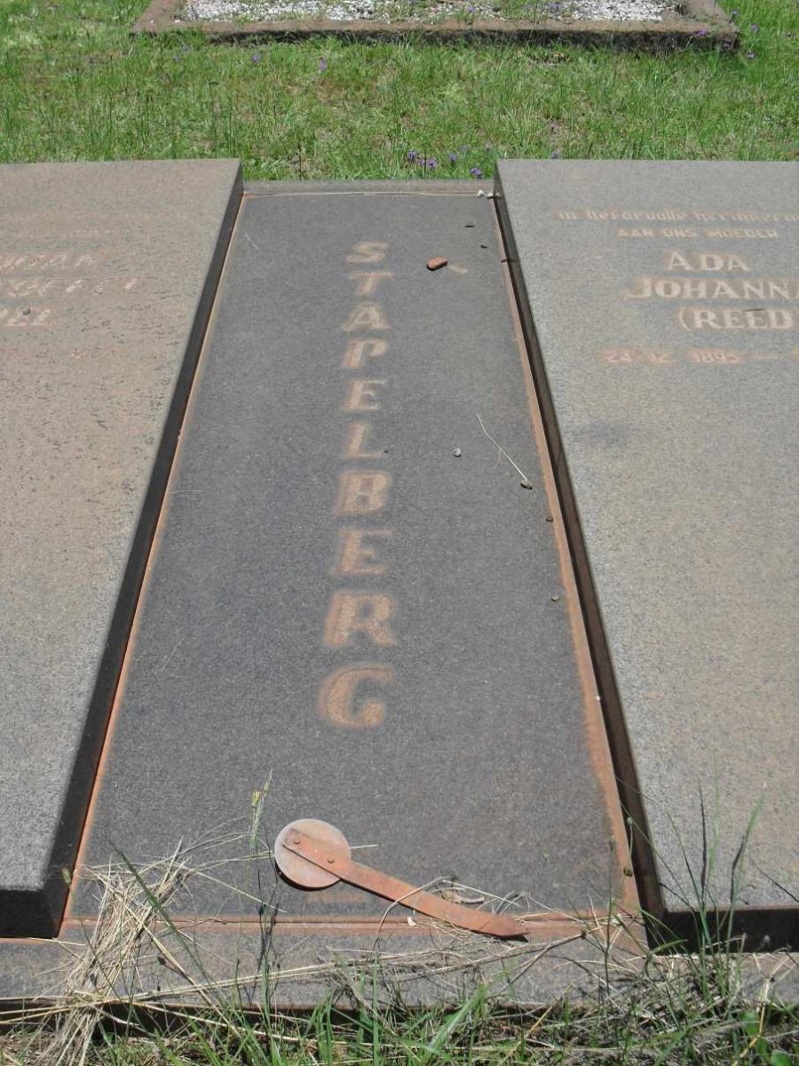 STAPELBERG Johan Christoffel Carel 1893-1964 &amp; Ada Johanna REED 1895-1979