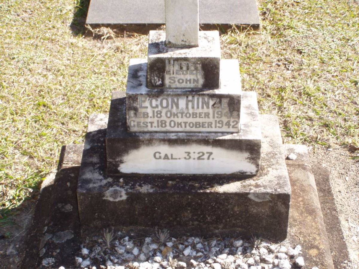 HINZE Egon E. 1942-1942