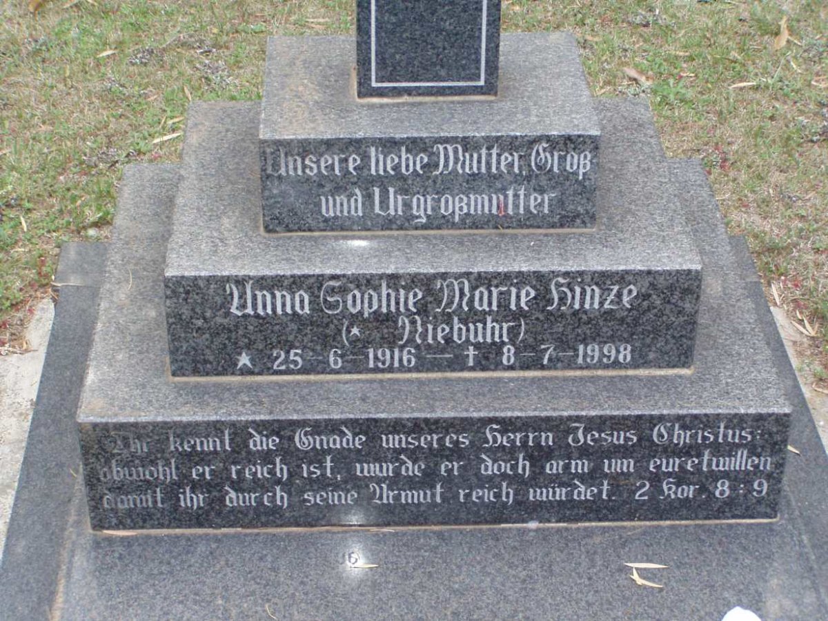 HINZE Anna Sophie Marie nee NIEBUHR 1916-1998