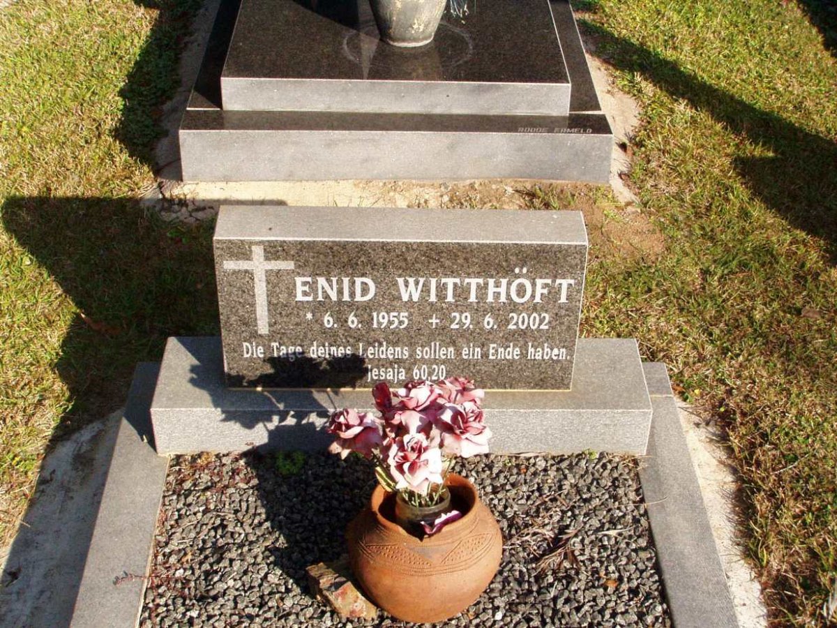 WITTHOFT Enid 1955-2002