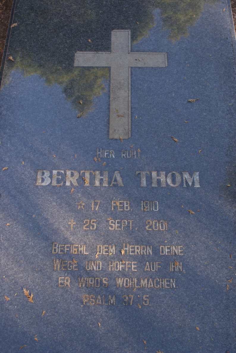 THOM Bertha 1910-2001