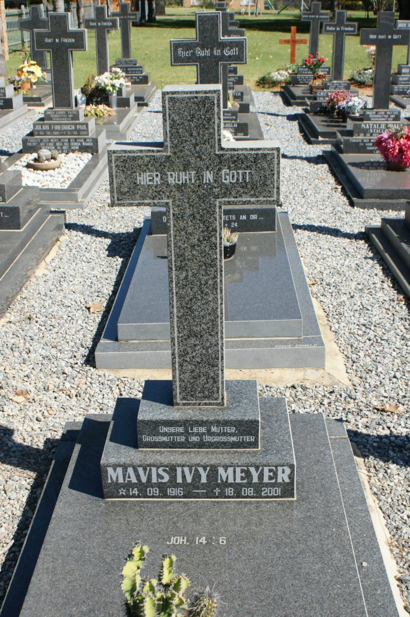 MEYER Mavis Ivy 1916-2001