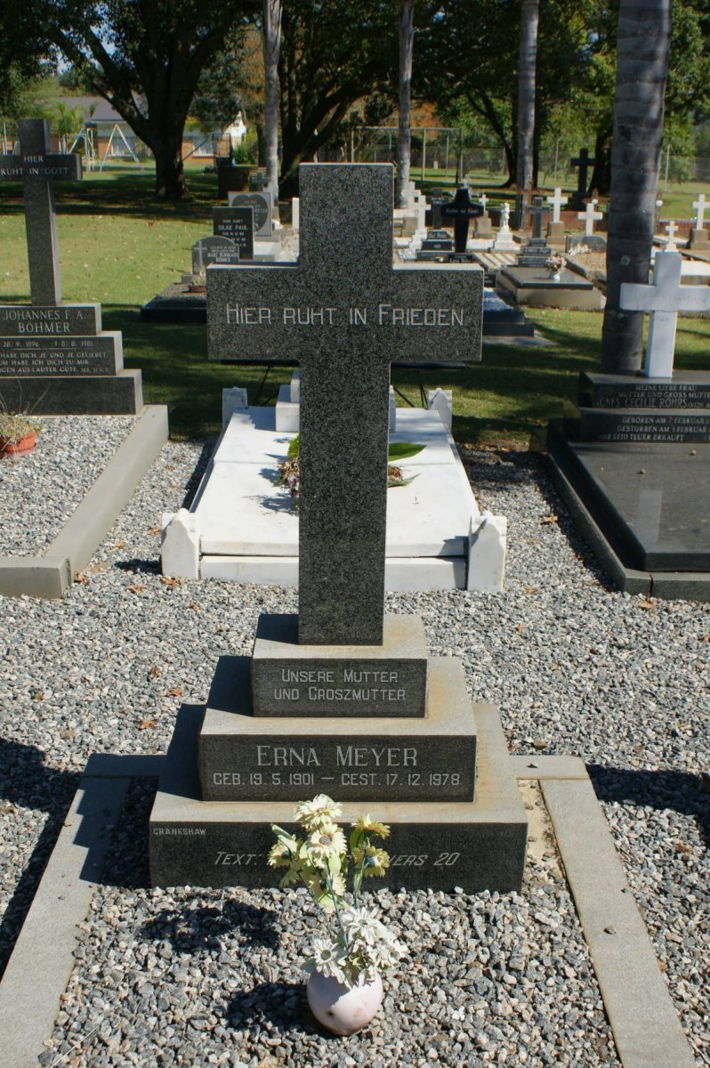 MEYER Erna 1901-1978