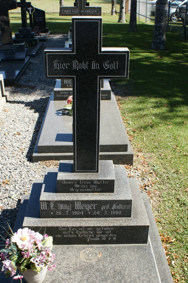 MEYER M.E. nee HOLBORN 1901-1990