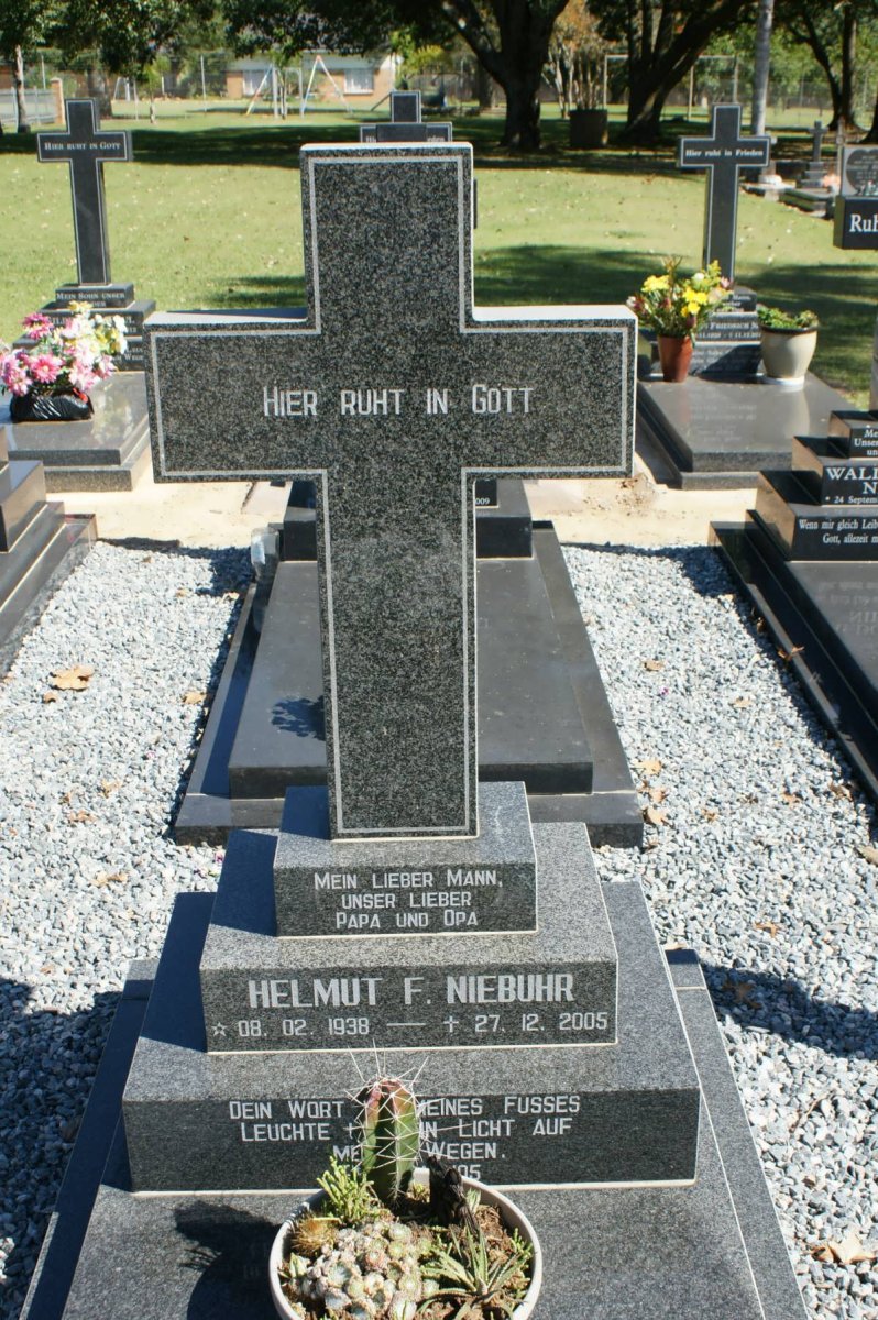 NIEBUHR Helmut F. 1938-2005