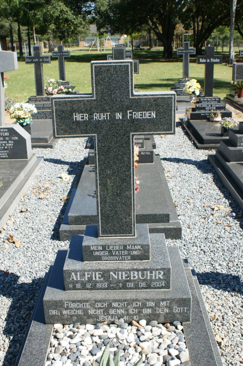 NIEBUHR Alfie 1933-2004