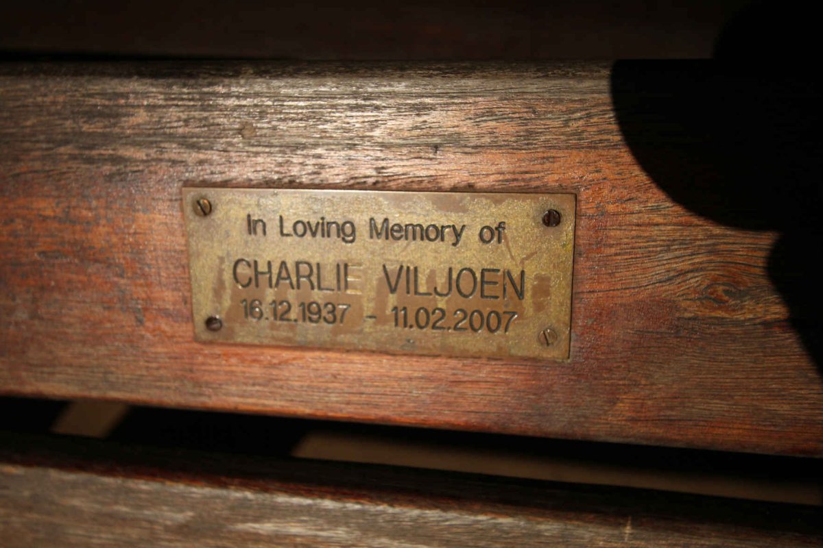 VILJOEN Charlie 1937-2007