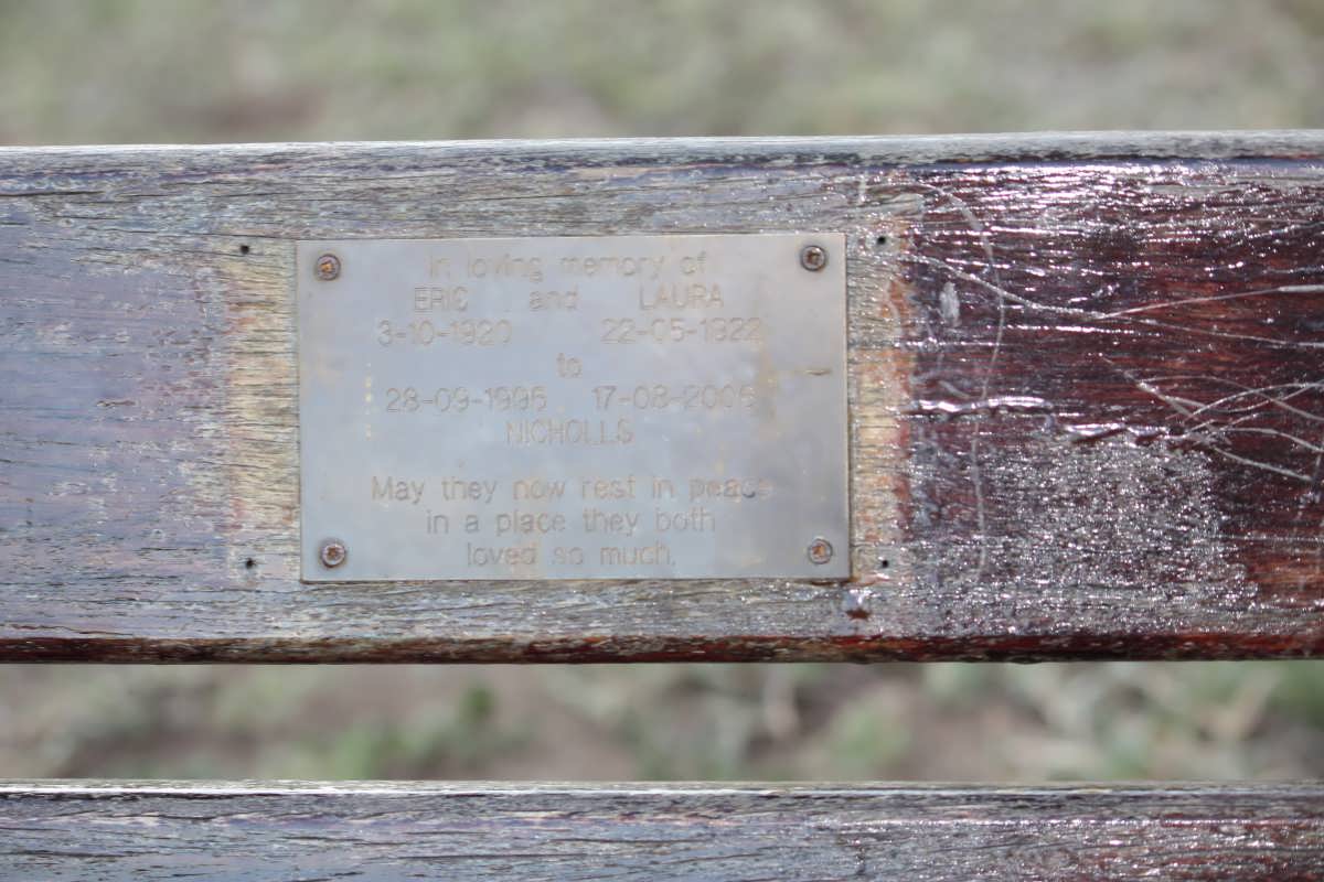 NICHOLLS Eric 1920-1995 &amp; Laura 1922-2005