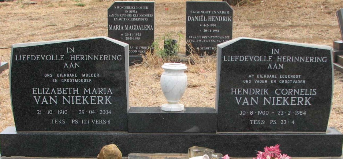 NIEKERK Hendrik Cornelis, van 1900-1984 &amp; Elizabeth Maria 1910-2004