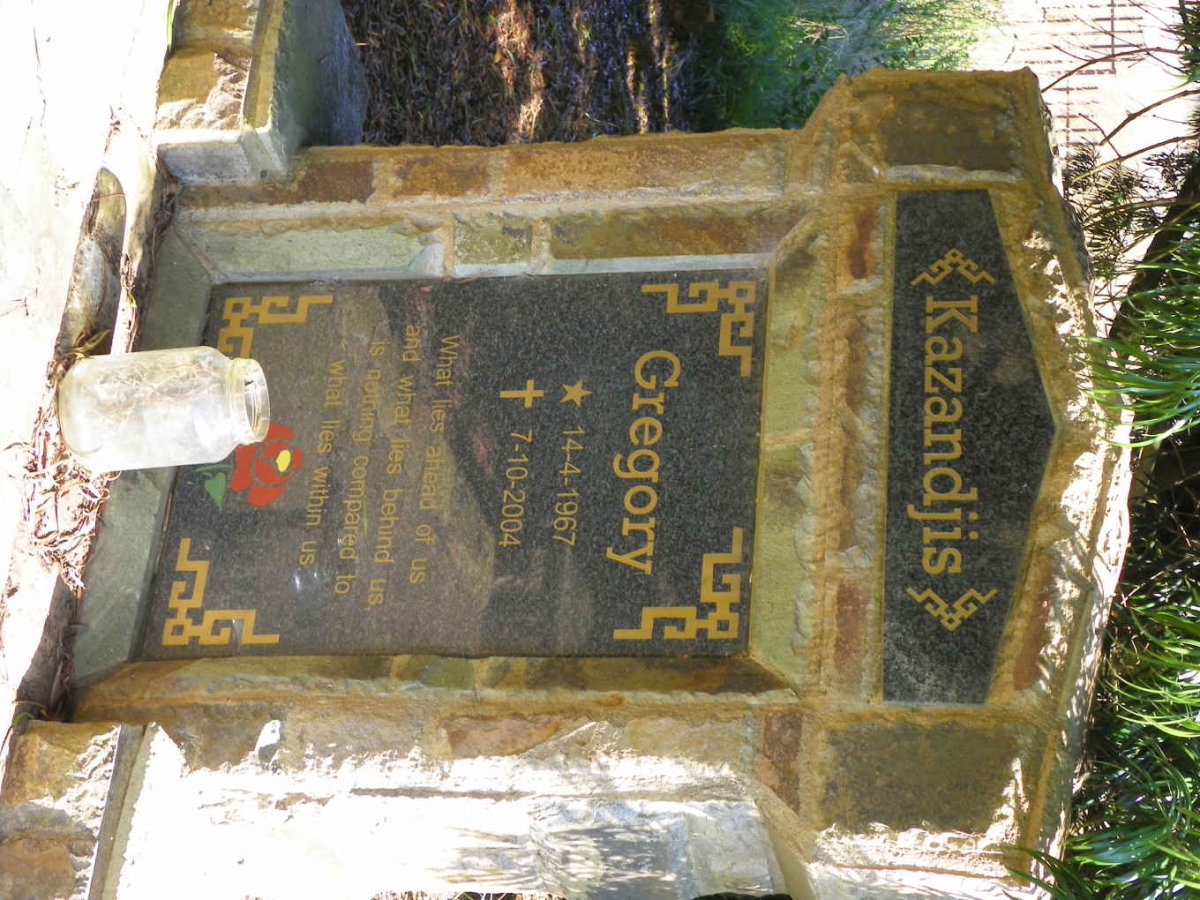 KAZANDJIS Gregory 1967-2004