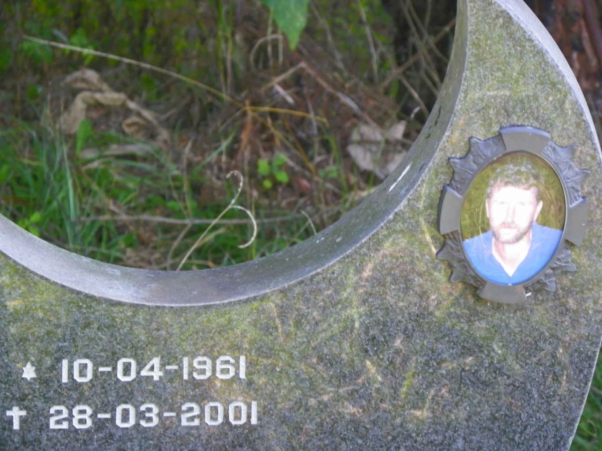 STEENKAMP Douw Gerbrand 1961-2001 _2