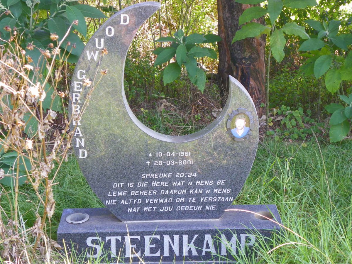 STEENKAMP Douw Gerbrand 1961-2001 _1