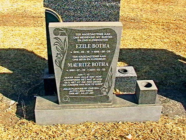 BOTHA Mauritz 1950-2001 :: BOTHA Ezile 1978-1995