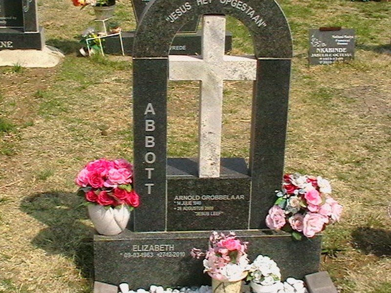 GROBBELAAR Arnold 1943-2009 :: ABBOTT Elizabeth 1963-2010