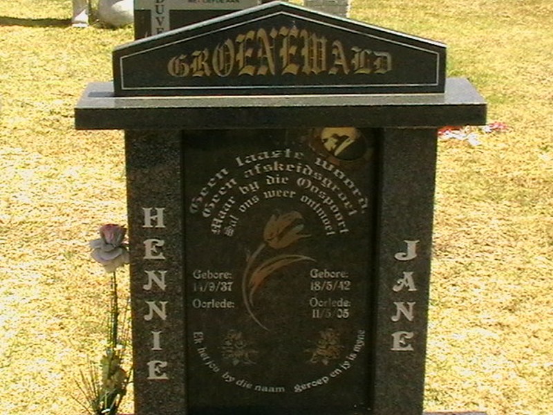 GROENEWALD Hennie 1937- &amp; Jane 1942-2005