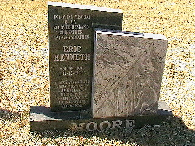 MOORE Eric Kenneth 1959-2001