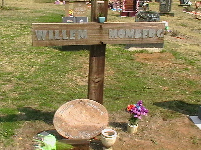 MOMBERG Willem 1968-2011