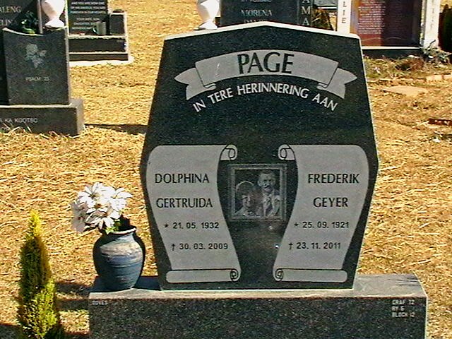 PAGE Frederik Geyer 1924-2011 &amp; Dolphina Gertruida 1932-2009
