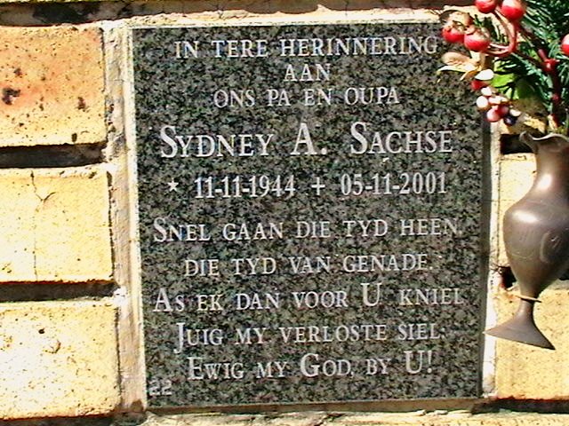 SACHSE Sydney A. 1944-2001
