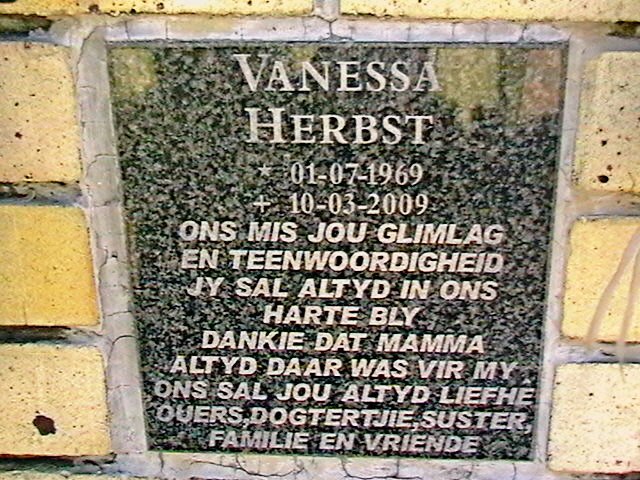 HERBST Vanessa 1969-2009