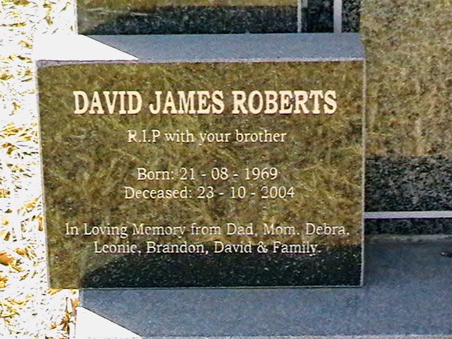 ROBERTS David James 1969-2004