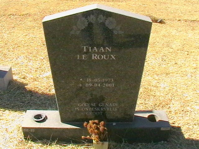 ROUX Tiaan, le 1973-2001