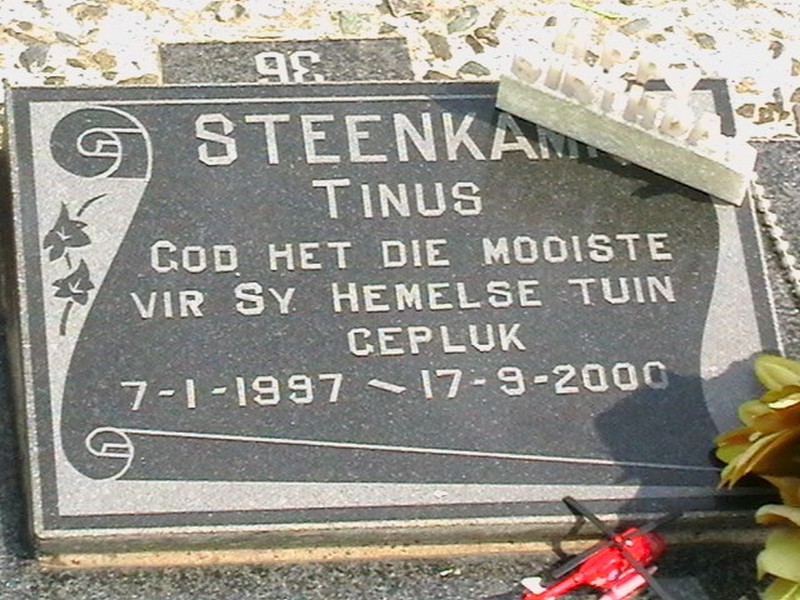 STEENKAMP Tinus 1997-2000