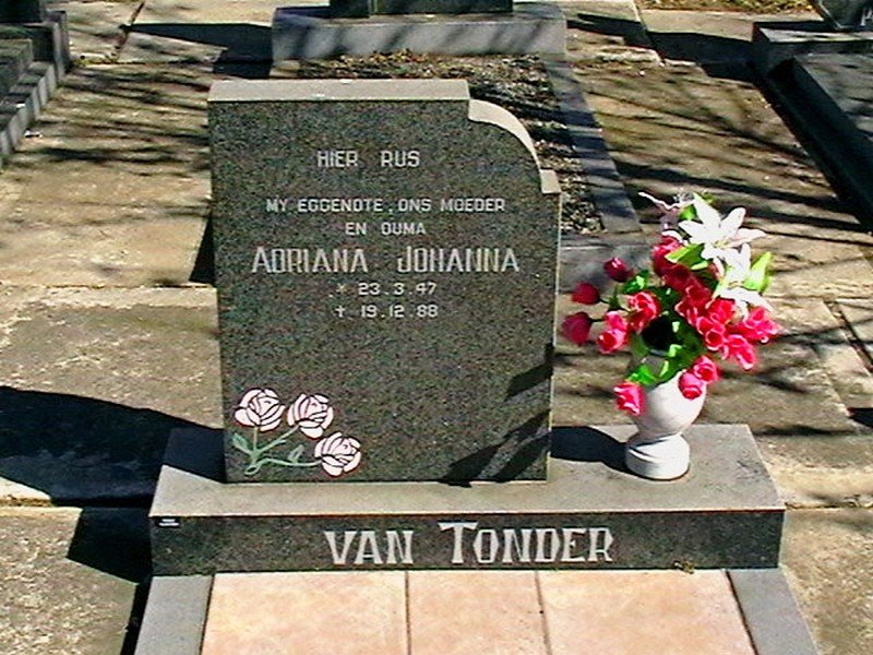 TONDER Adriana Johanna, van 1947-1988