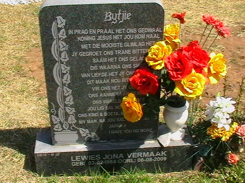 VERMAAK Lewies Jona 1984-2009