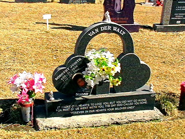 WALT Dorothy Judith, van der 1936-2008