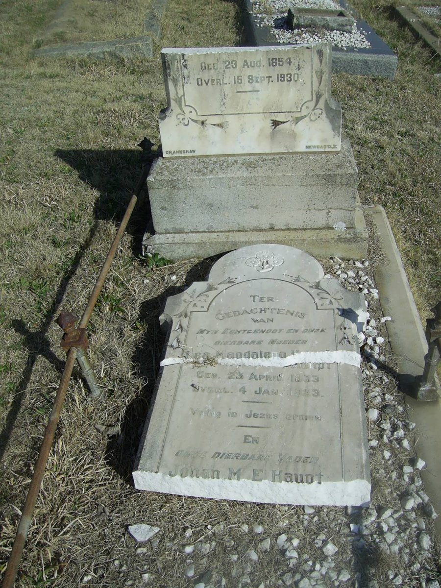 HAUPT Johan M.E. 1854-1930 &amp; Lea Magdalena THERON 1863-1923