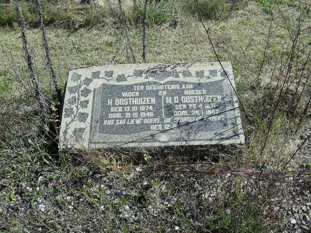 OOSTHUIZEN H. 1874-1946 &amp; M.C. 1871-1947
