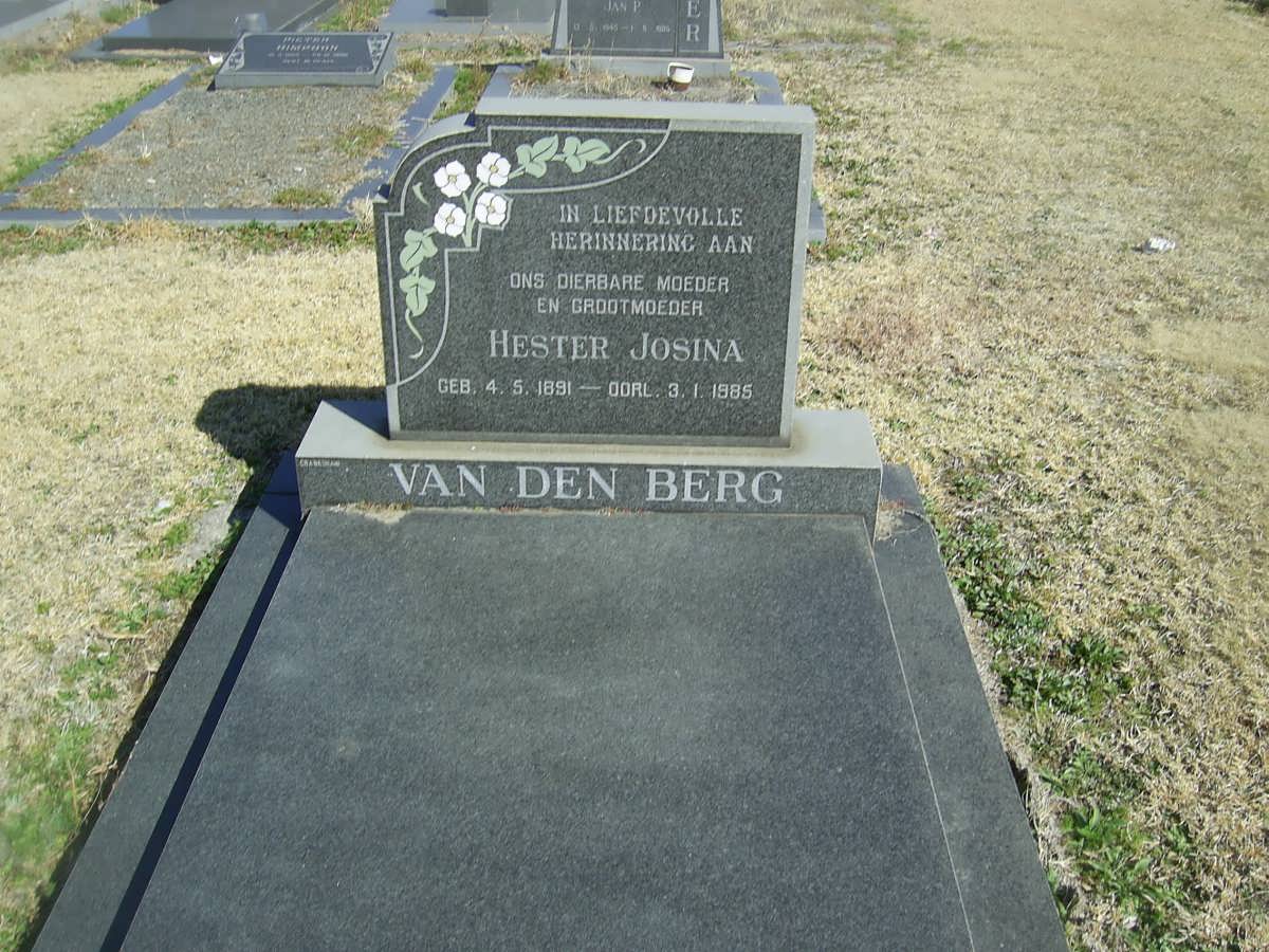 BERG Hester Josina, van den 1891-1985