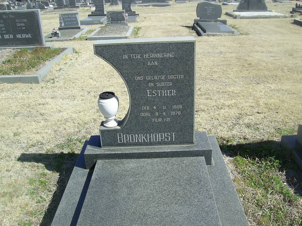 BRONKHORST Esther 1958-1976